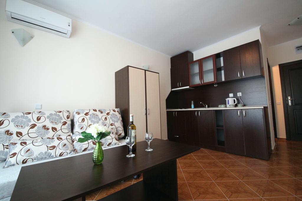 Saint Elena Apartcomplex ซันนีบีช ภายนอก รูปภาพ