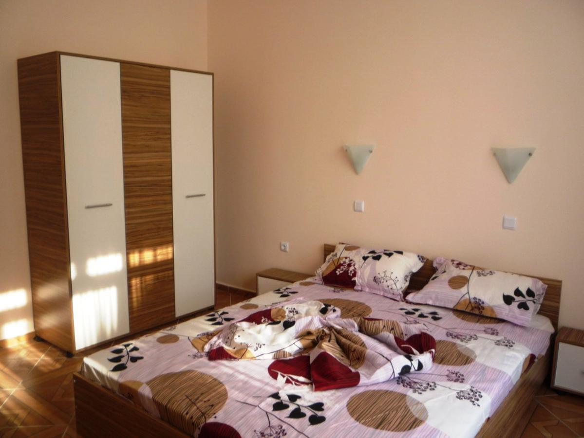 Saint Elena Apartcomplex ซันนีบีช ภายนอก รูปภาพ