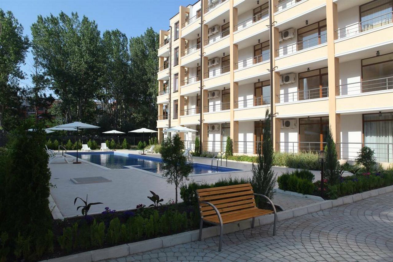 Saint Elena Apartcomplex ซันนีบีช ภายนอก รูปภาพ